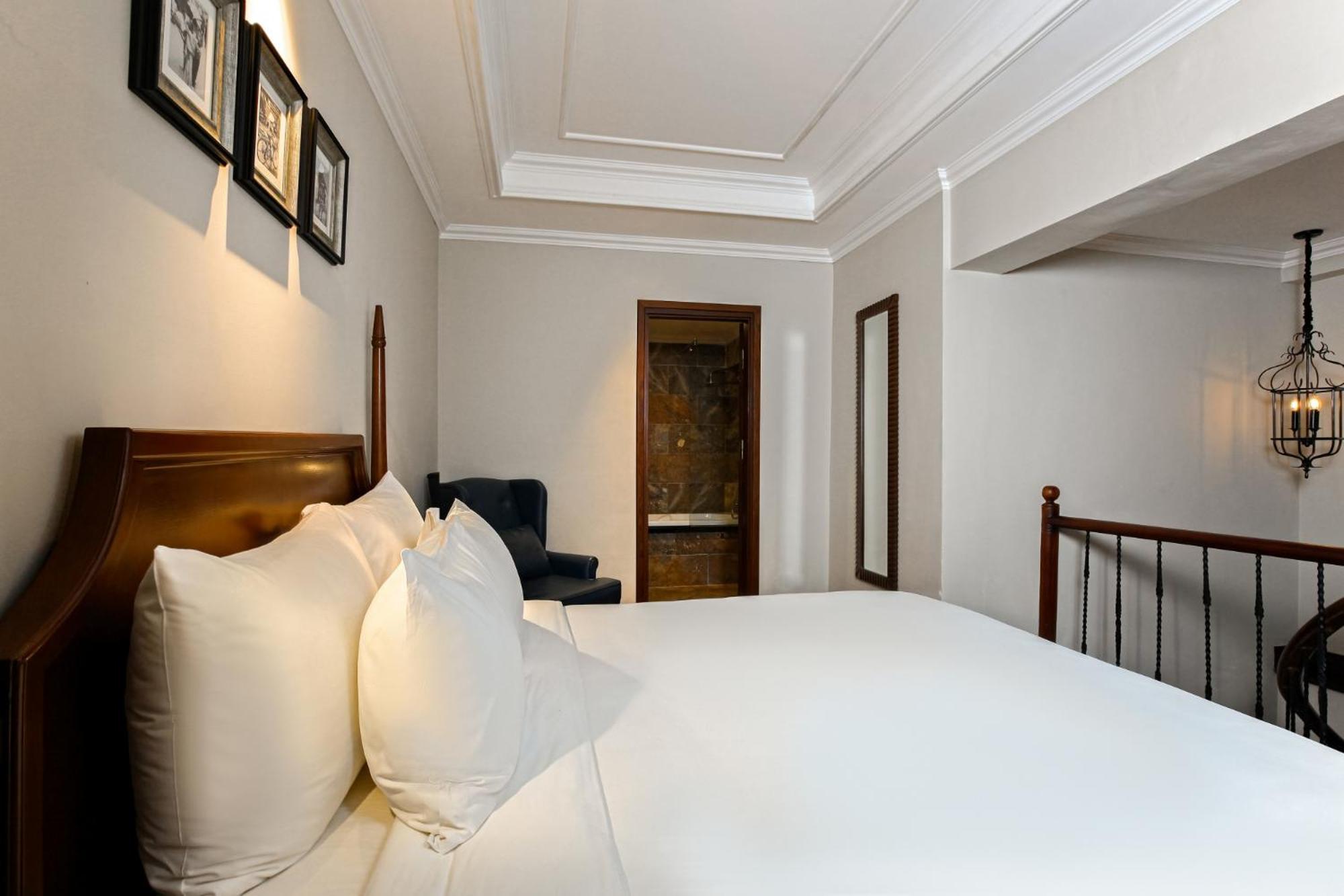 La Siesta Classic Ma Hà Nội